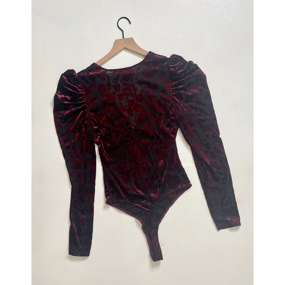 FREE PEOPLE Intimately Magic Hour Velvet Bodysuit Red Midnight Floral Large - Picture 10 of 16